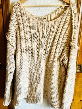 Free People Chunky Scoop-Neck Sweater in Cream